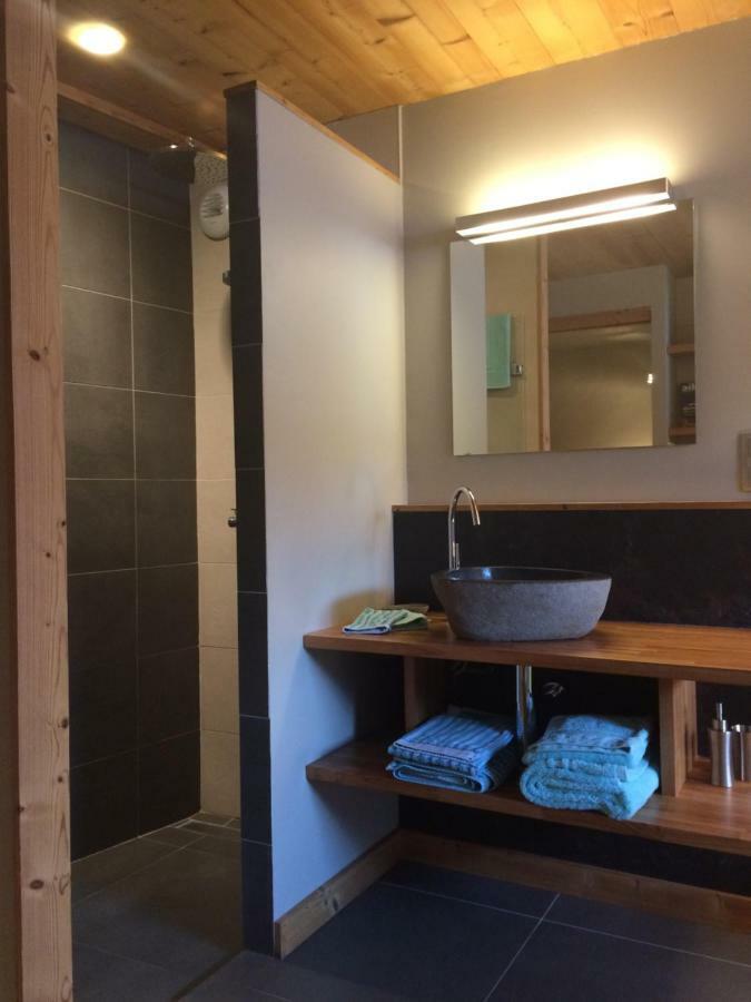 Au Charnet Bed & Breakfast Les Fourgs ภายนอก รูปภาพ